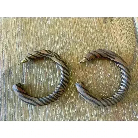 Leopard Boutique Earring Bundle (2 pairs) - Picture 2 of 4